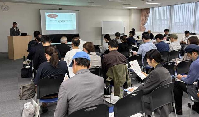 メーカー５社を招いて、油脂の勉強会を開催